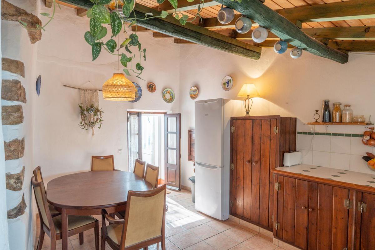 Casa Carina Espiche Bed & Breakfast Exterior photo