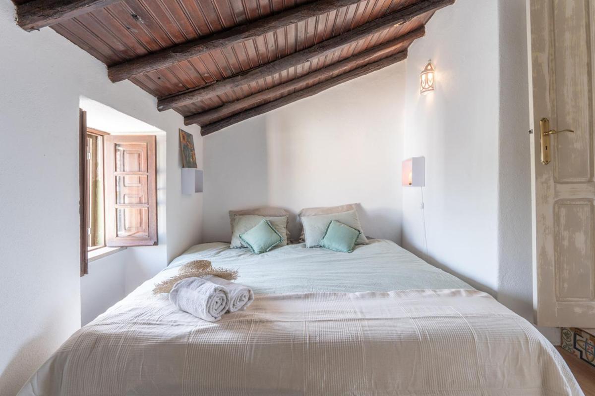 Casa Carina Espiche Bed & Breakfast Exterior photo